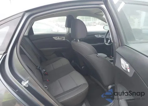 2023 Kia Forte Lxs z USA, uszkodzony, nr VIN 3KPF24AD3PE566815